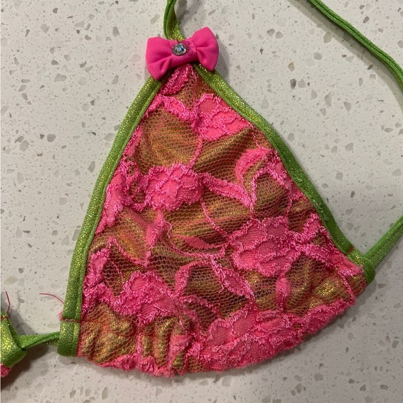 Micro bikini - Picture 3 of 4